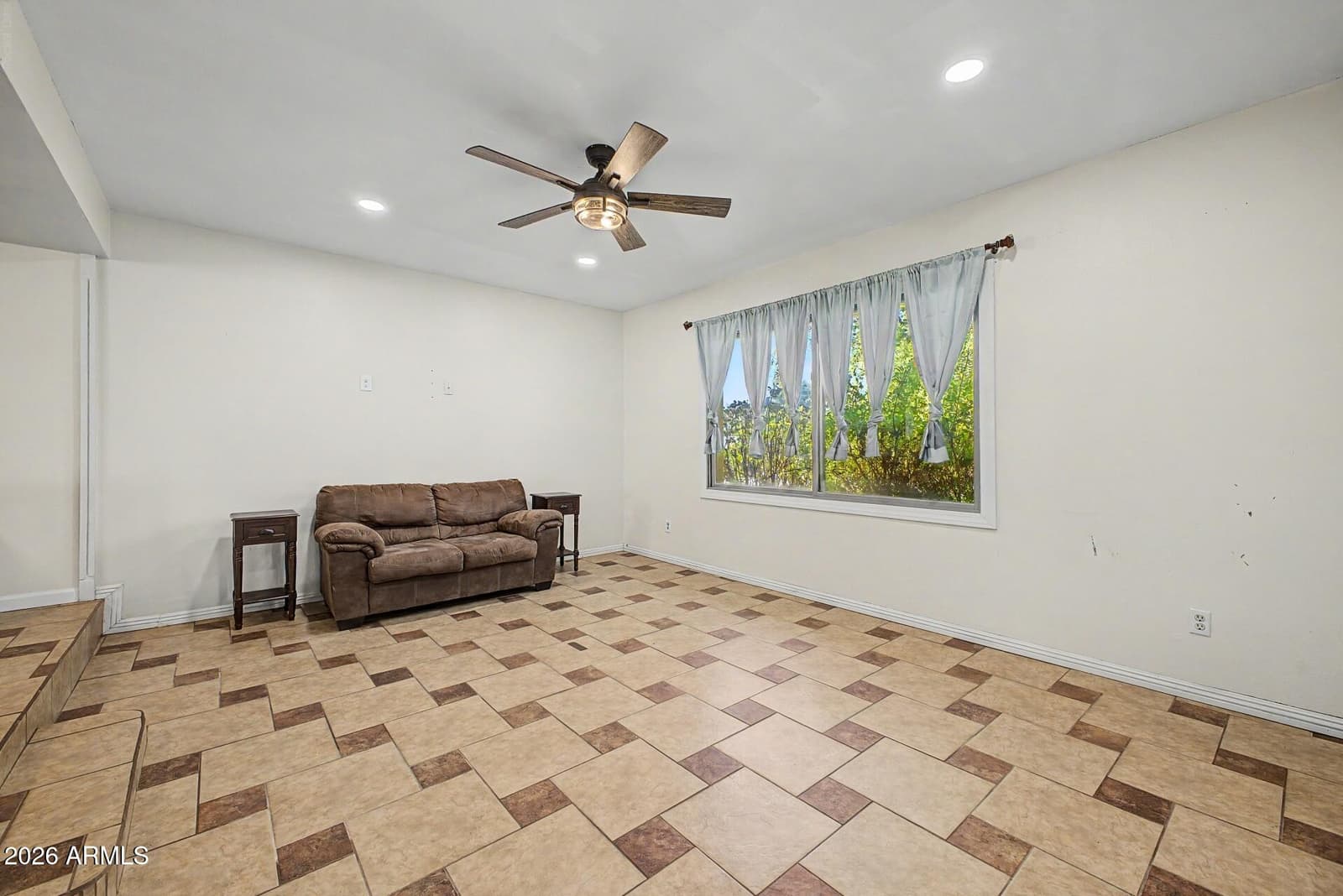 4834 W Kaler Circle, Glendale, AZ 85301 — photo 6 of 31