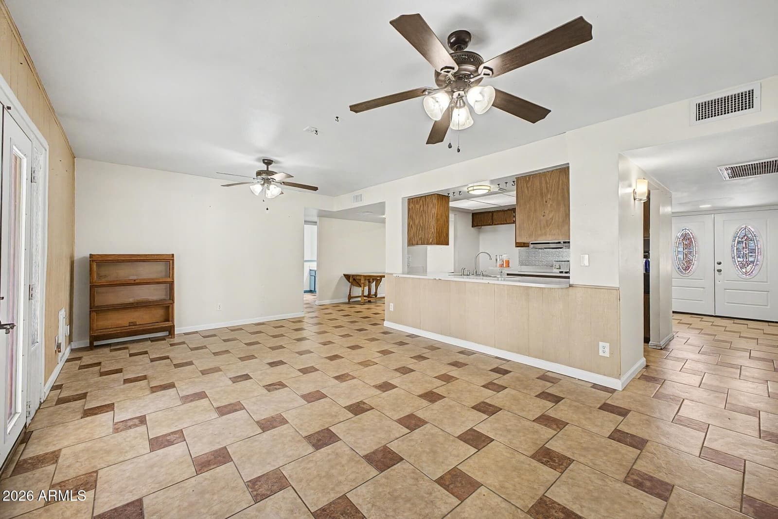 4834 W Kaler Circle, Glendale, AZ 85301 — photo 9 of 31