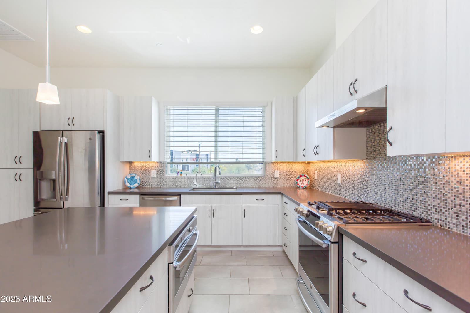 1717 E Morten Avenue 45, Phoenix, AZ 85020 — photo 14 of 65