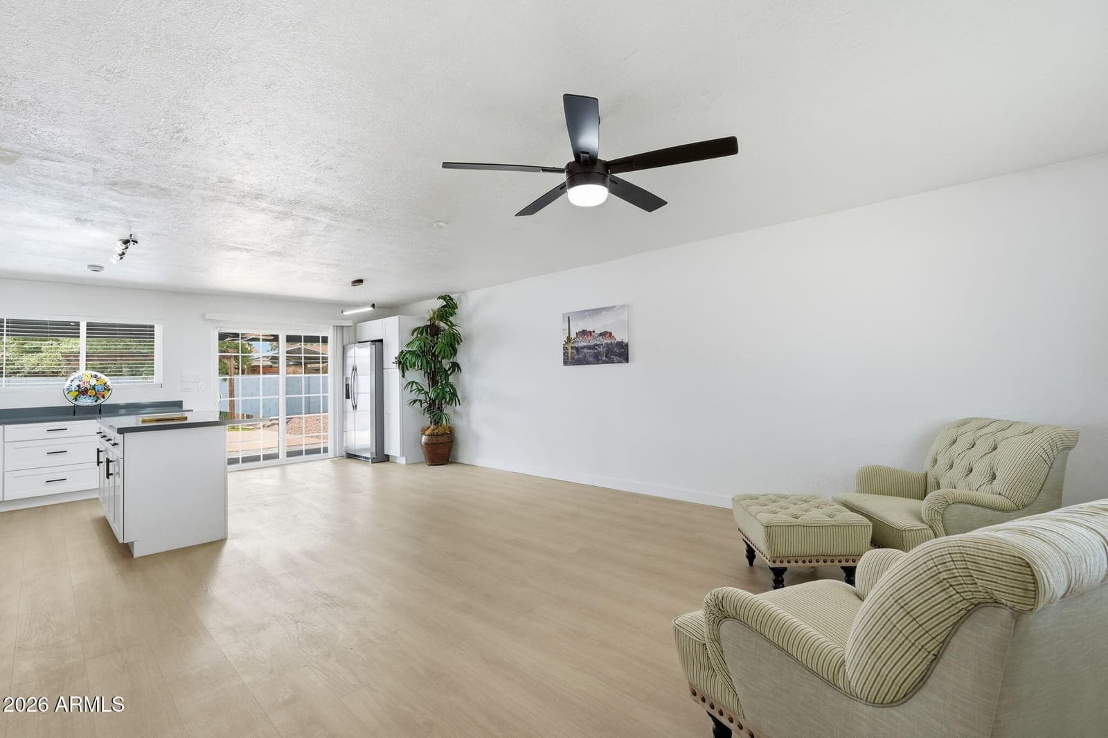1343 W 7th Avenue, Mesa, AZ 85202 — photo 6 of 37