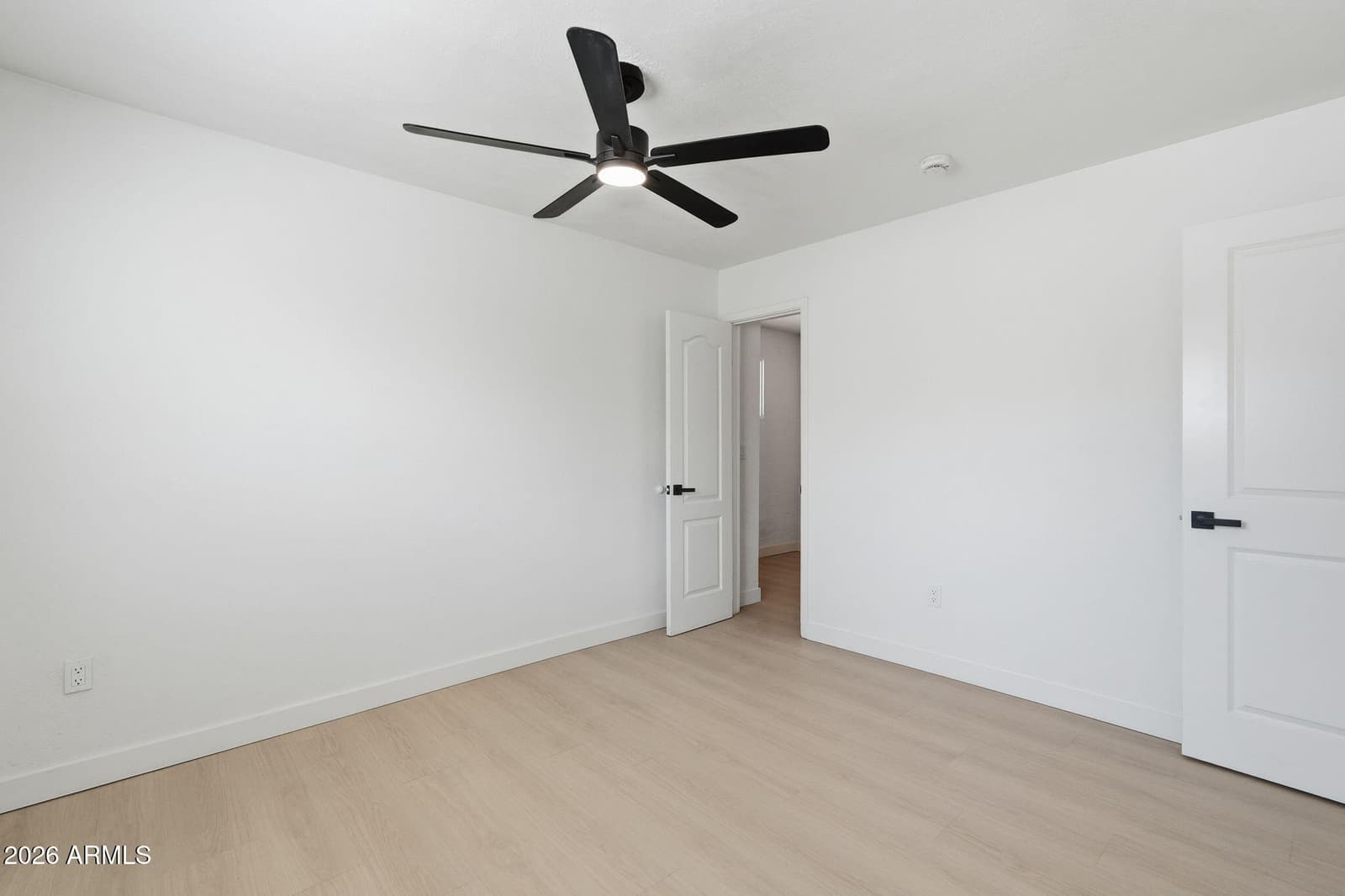 1343 W 7th Avenue, Mesa, AZ 85202 — photo 18 of 37