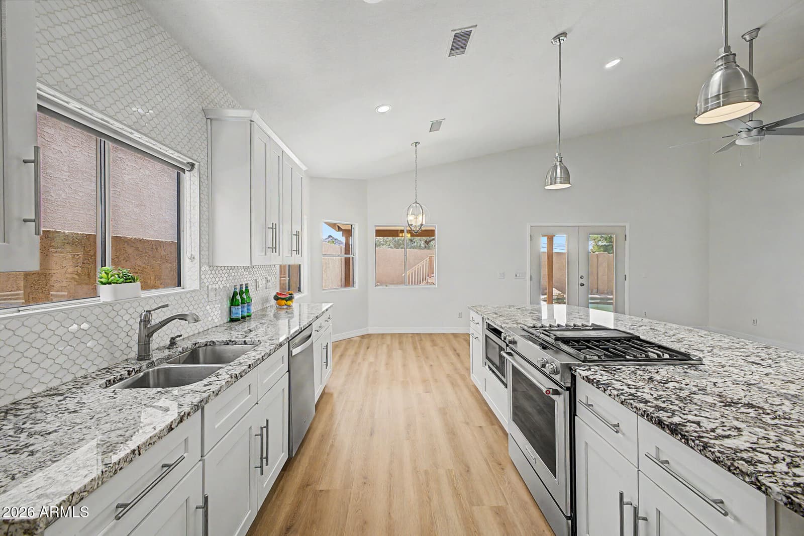 1401 E Malapai Drive, Phoenix, AZ 85020 — photo 3 of 23