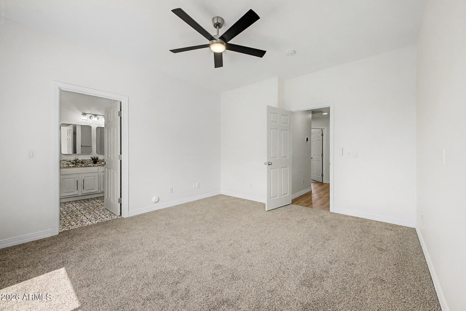 1401 E Malapai Drive, Phoenix, AZ 85020 — photo 9 of 23