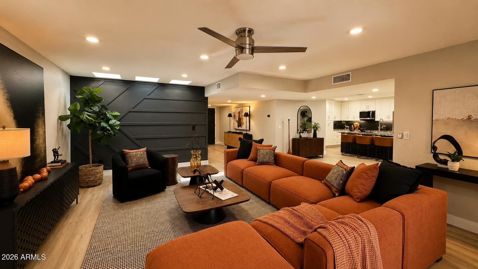8076 E Via Del Arbor, Scottsdale, AZ 85258 — photo 2 of 32