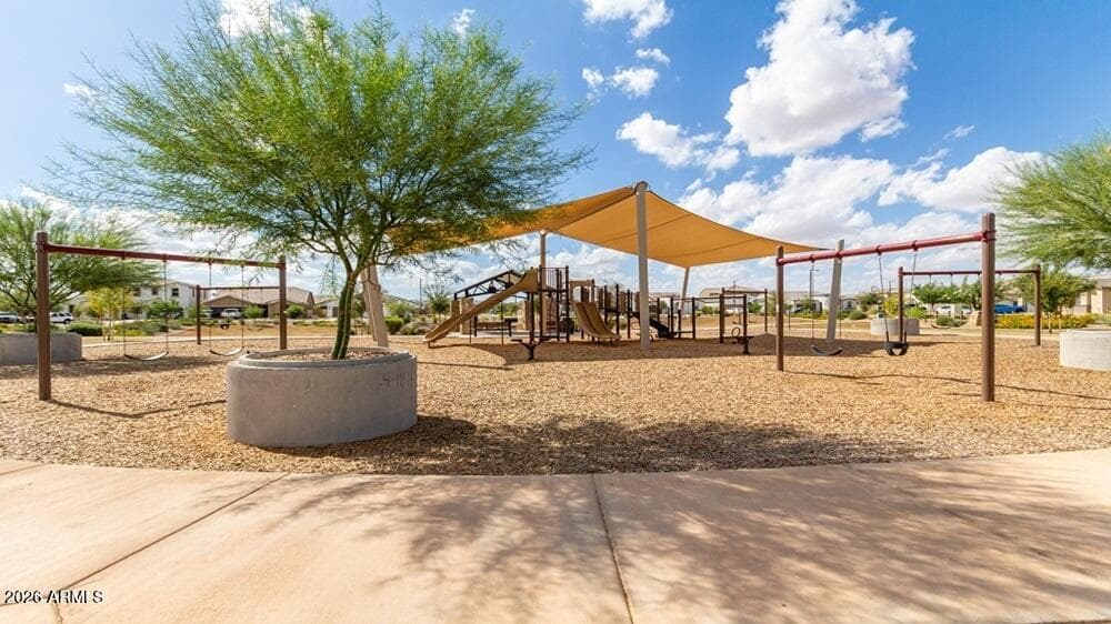 25584 N 142nd Lane, Surprise, AZ 85387 — photo 5 of 23