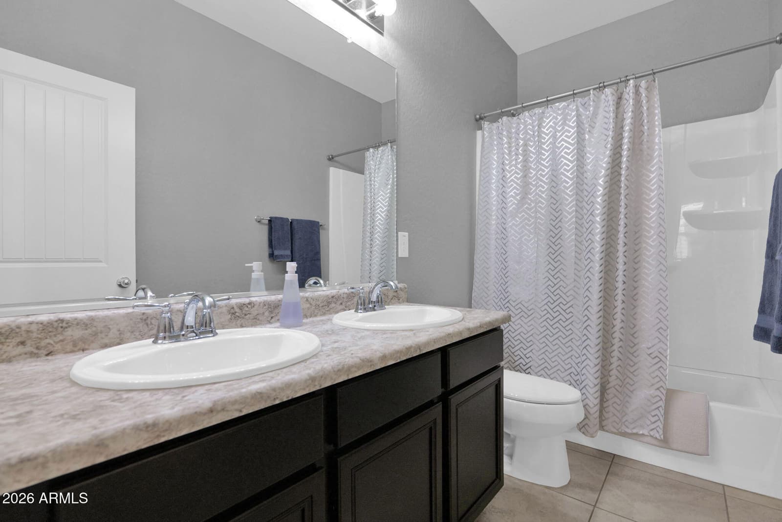 10219 W Lawrence Lane, Peoria, AZ 85345 — photo 15 of 28