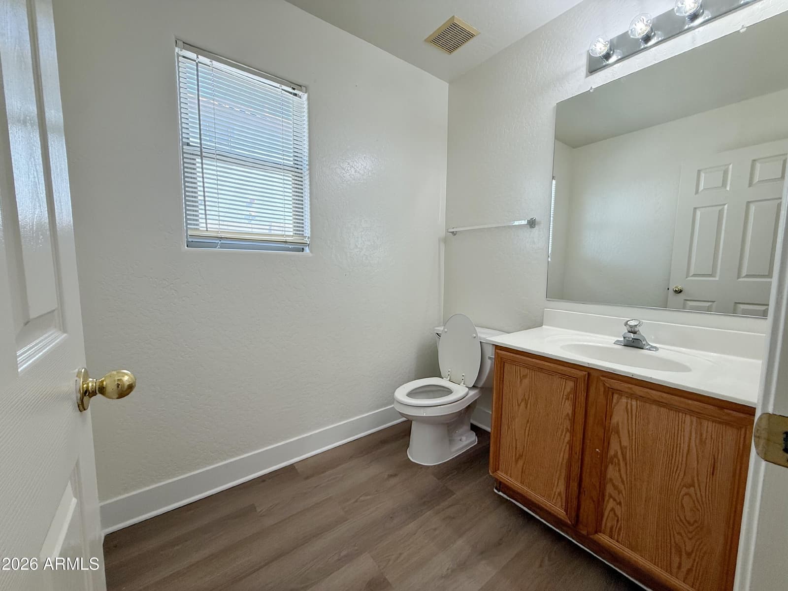 7036 N 77th Drive, Glendale, AZ 85303 — photo 5 of 20