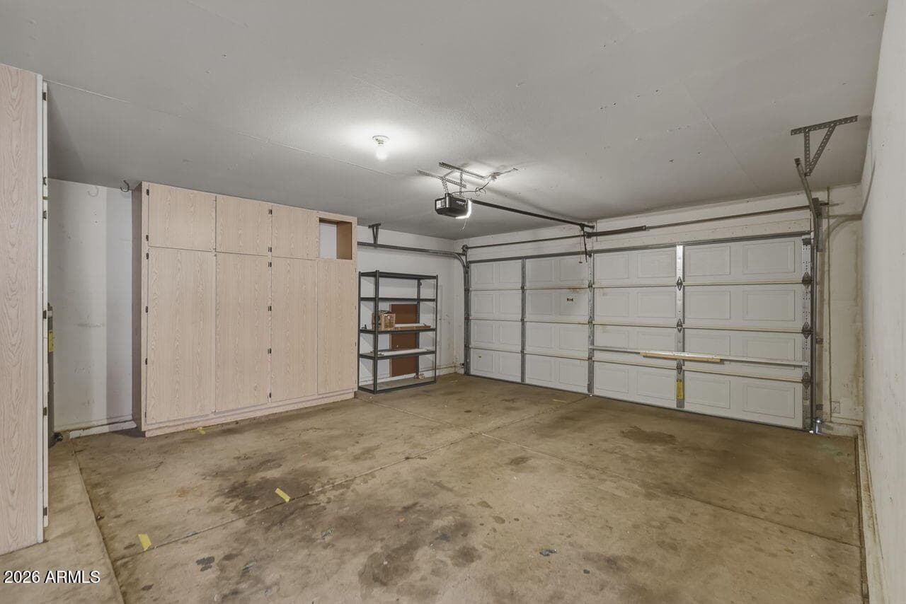 4053 W Villa Linda Drive, Glendale, AZ 85310 — photo 14 of 55