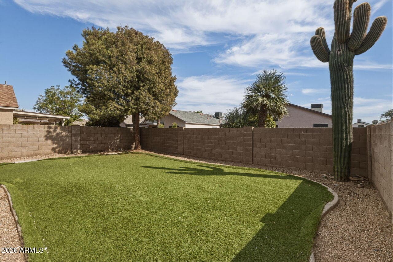 4053 W Villa Linda Drive, Glendale, AZ 85310 — photo 32 of 55