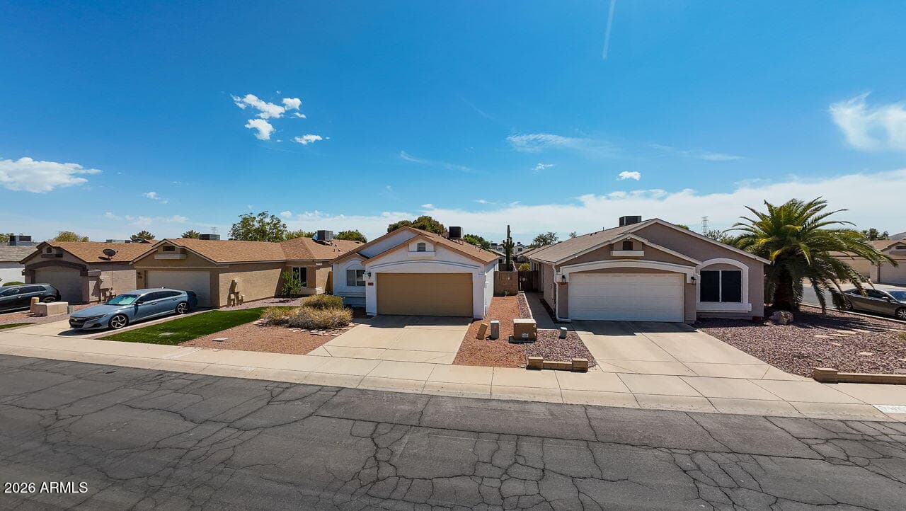4053 W Villa Linda Drive, Glendale, AZ 85310 — photo 33 of 55