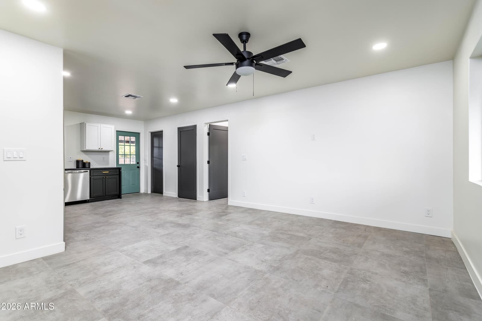 6320 W Garfield Street, Phoenix, AZ 85043 — photo 14 of 36