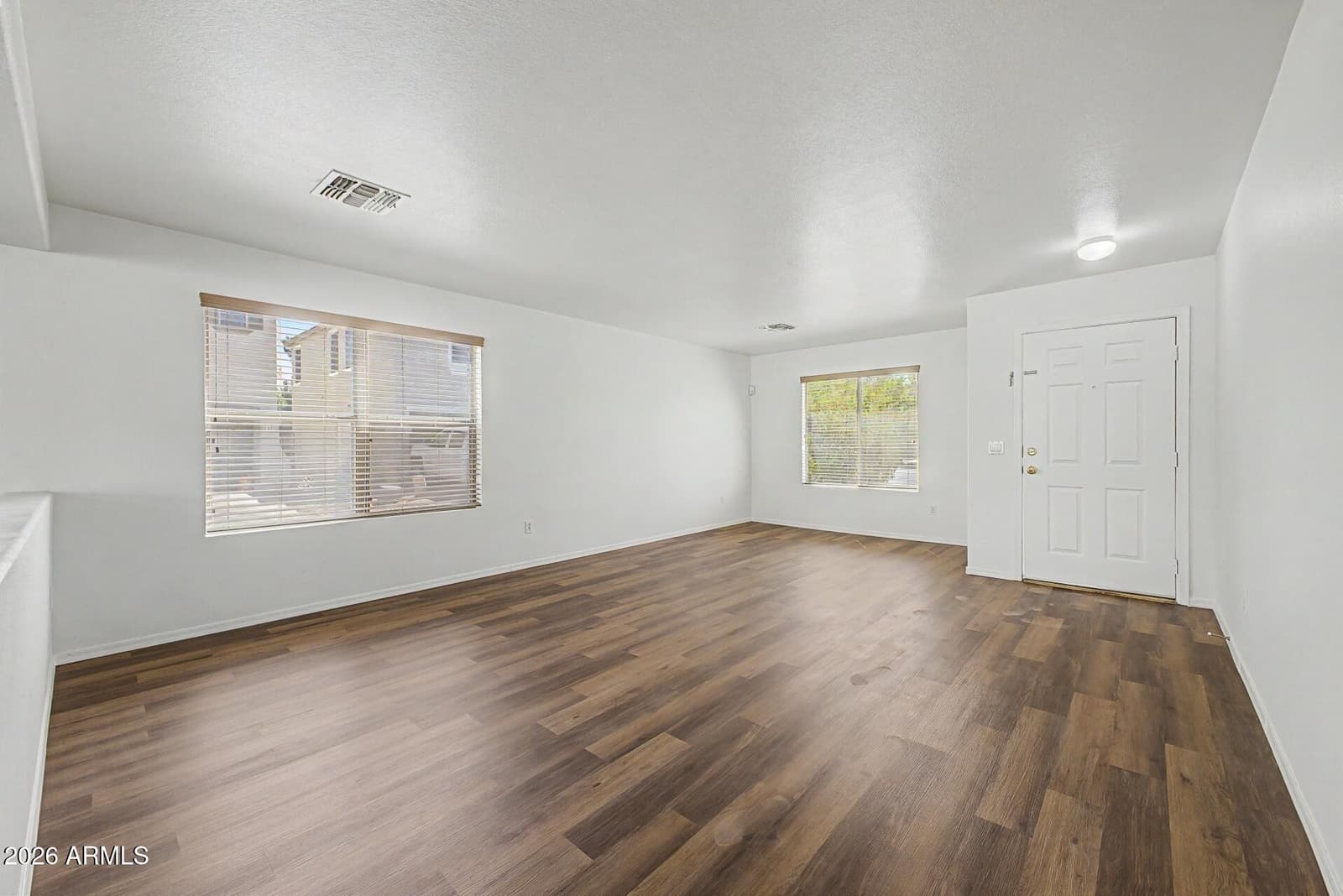 1179 E Lowell Avenue, Gilbert, AZ 85295 — photo 8 of 48