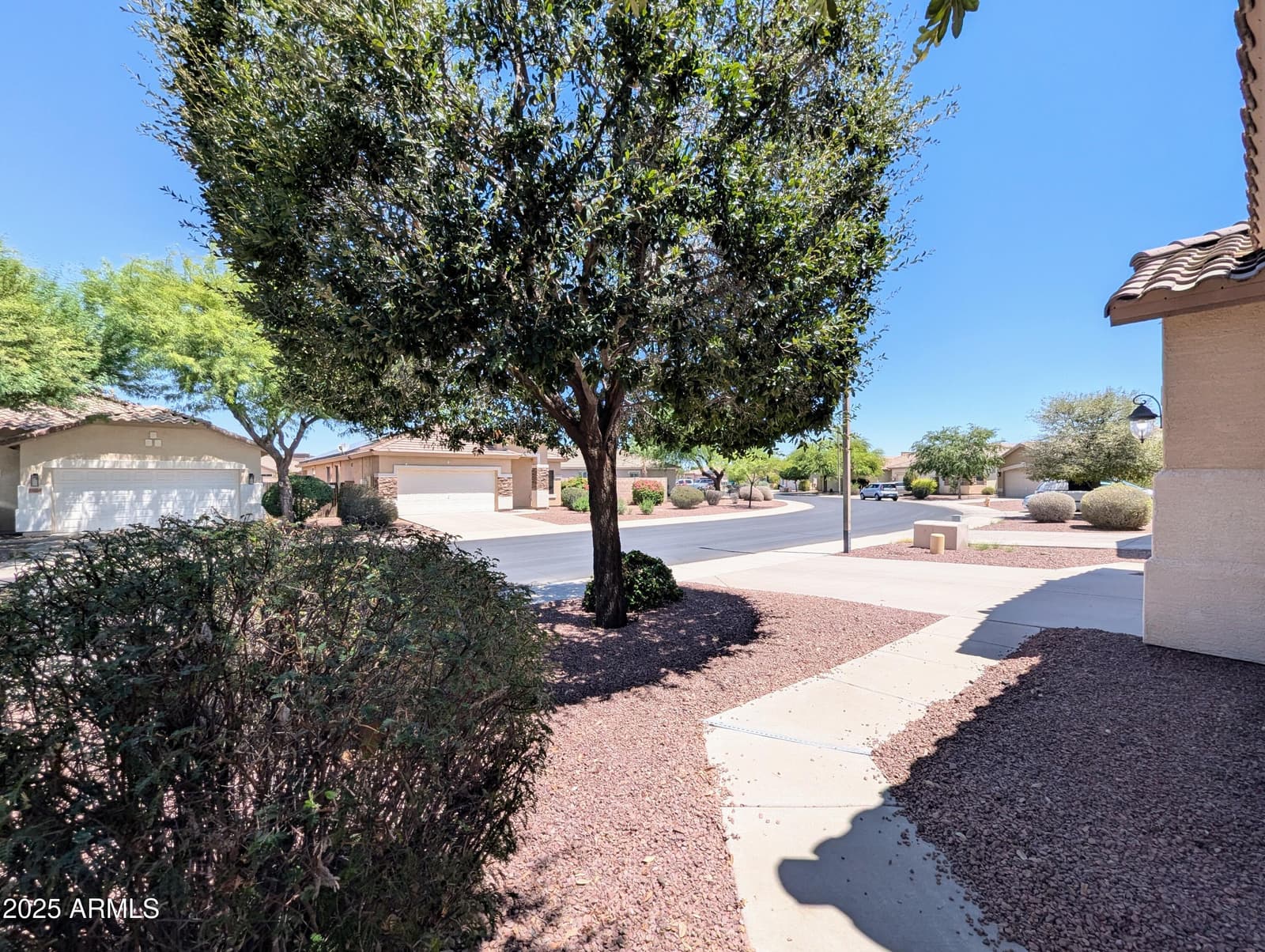 16635 N 169th Avenue, Surprise, AZ 85388 — photo 5 of 60