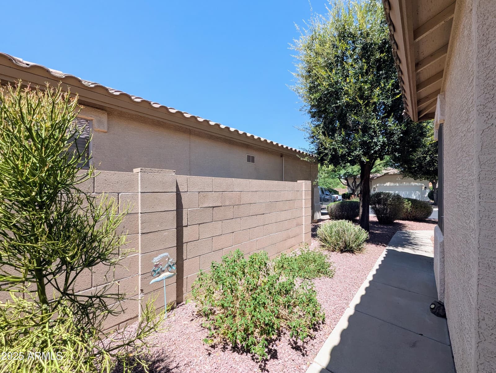 16635 N 169th Avenue, Surprise, AZ 85388 — photo 9 of 60