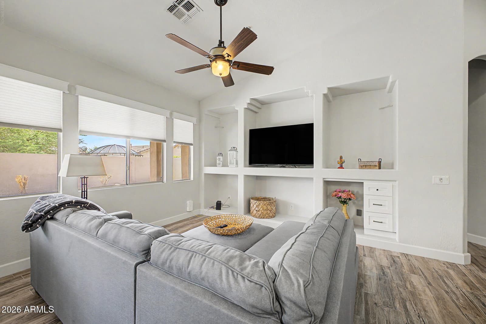 10289 E Karen Drive, Scottsdale, AZ 85255 — photo 10 of 37