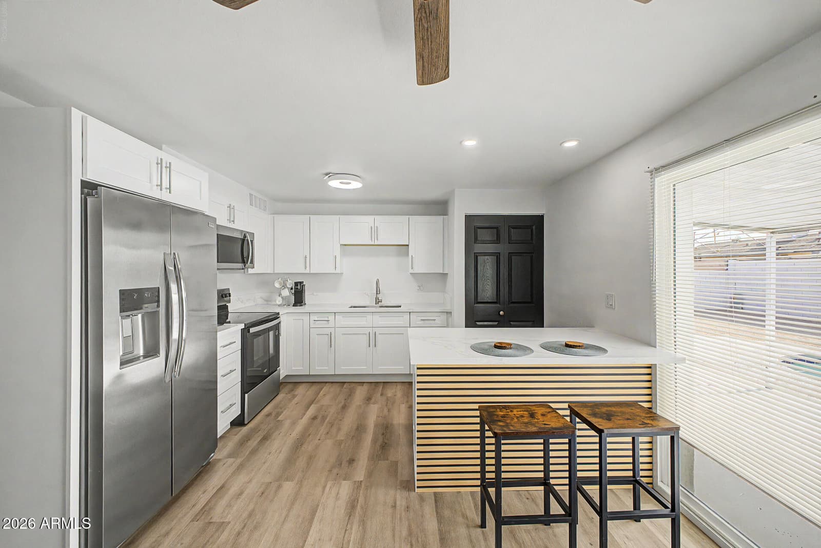 1626 N 55th Drive, Phoenix, AZ 85035 — photo 13 of 30