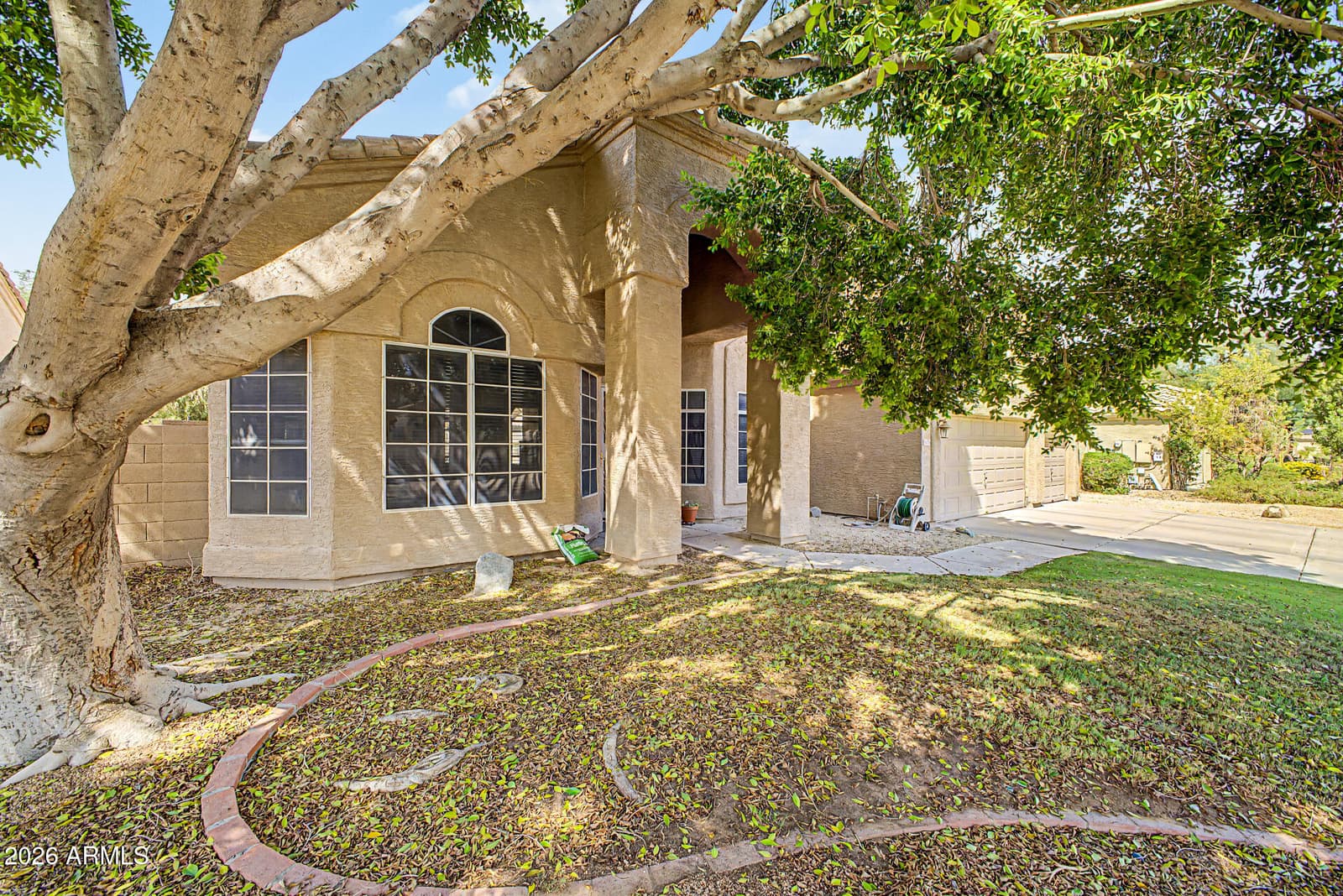 5426 E Anderson Drive, Scottsdale, AZ 85254 — photo 6 of 37