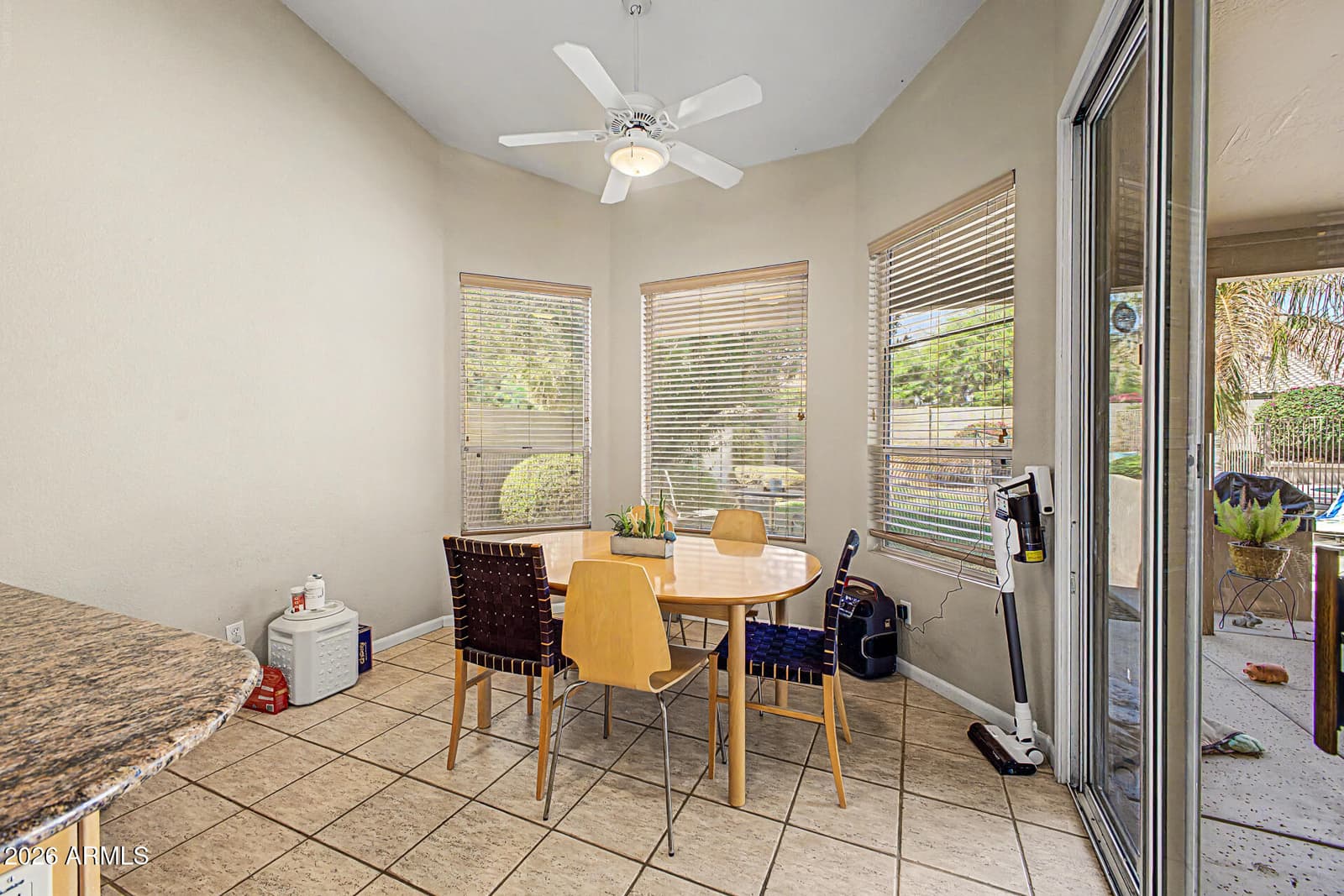 5426 E Anderson Drive, Scottsdale, AZ 85254 — photo 15 of 37