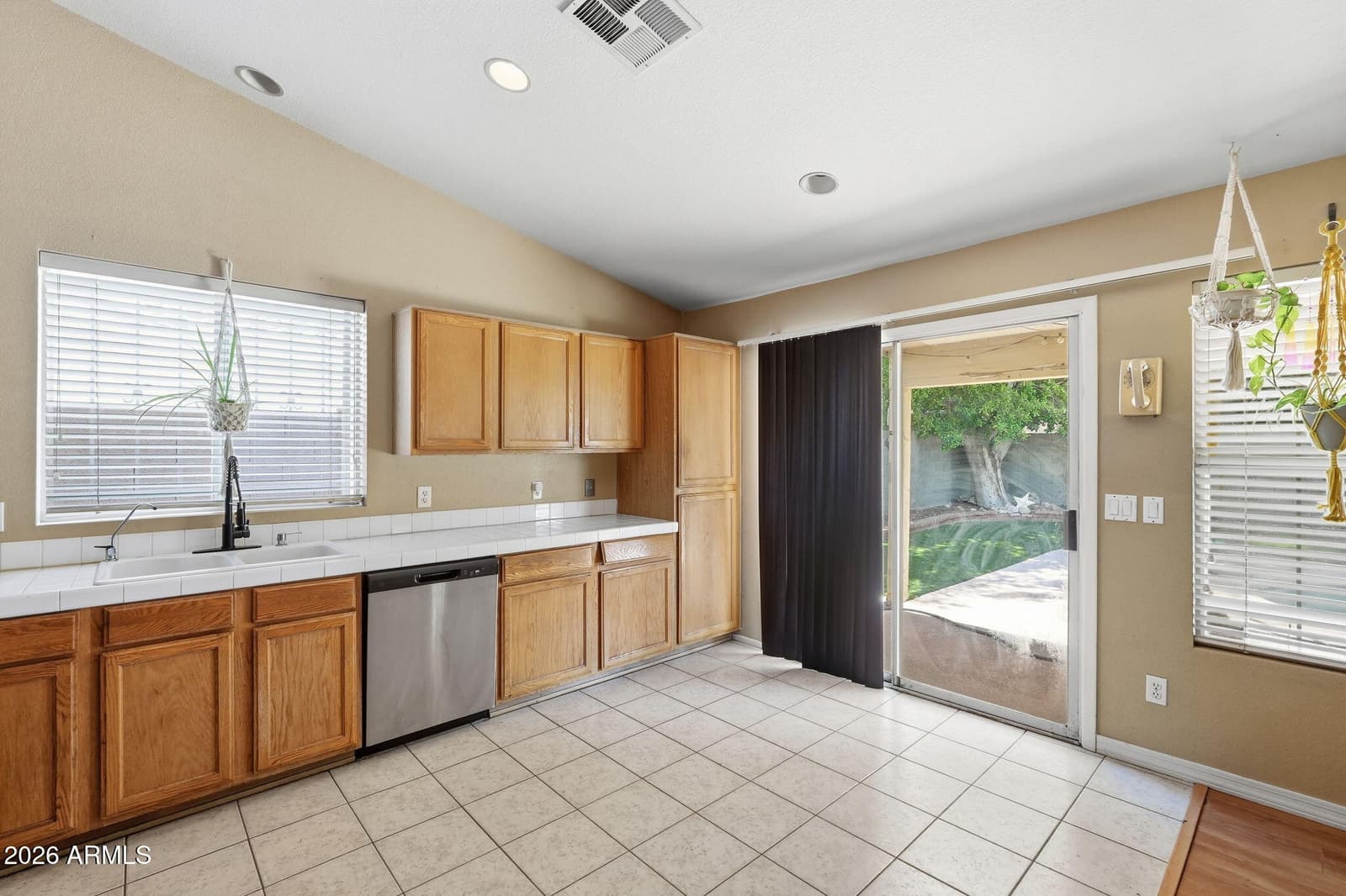 981 W Hudson Way, Gilbert, AZ 85233 — photo 17 of 32