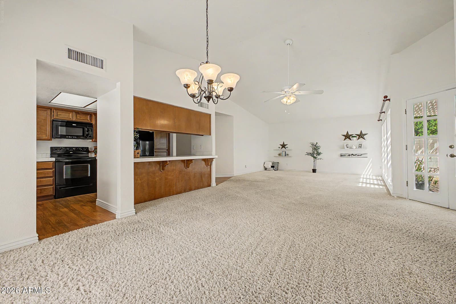 601 W Fellars Drive, Phoenix, AZ 85023 — photo 12 of 35