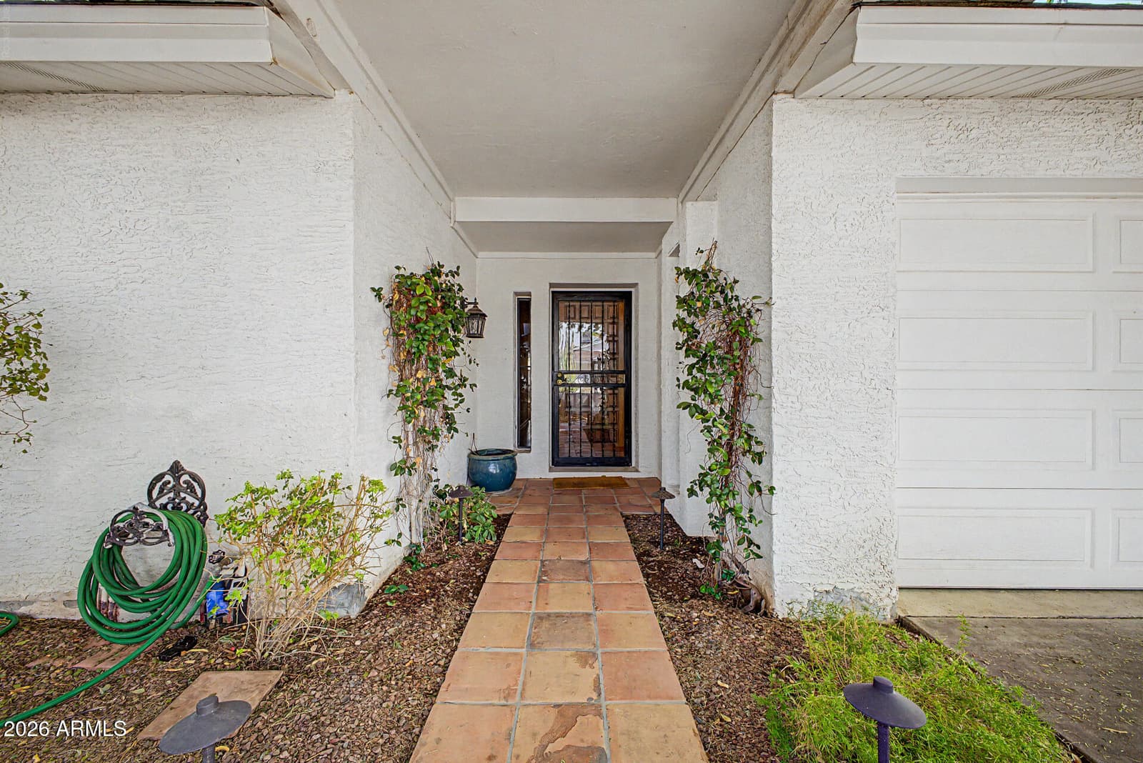 601 W Fellars Drive, Phoenix, AZ 85023 — photo 4 of 35