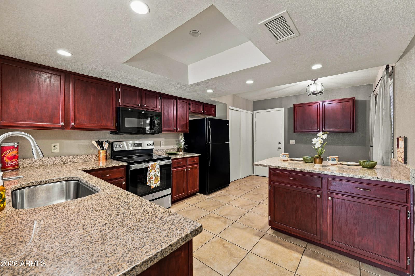 4207 E Jojoba Road, Phoenix, AZ 85044 — photo 18 of 39