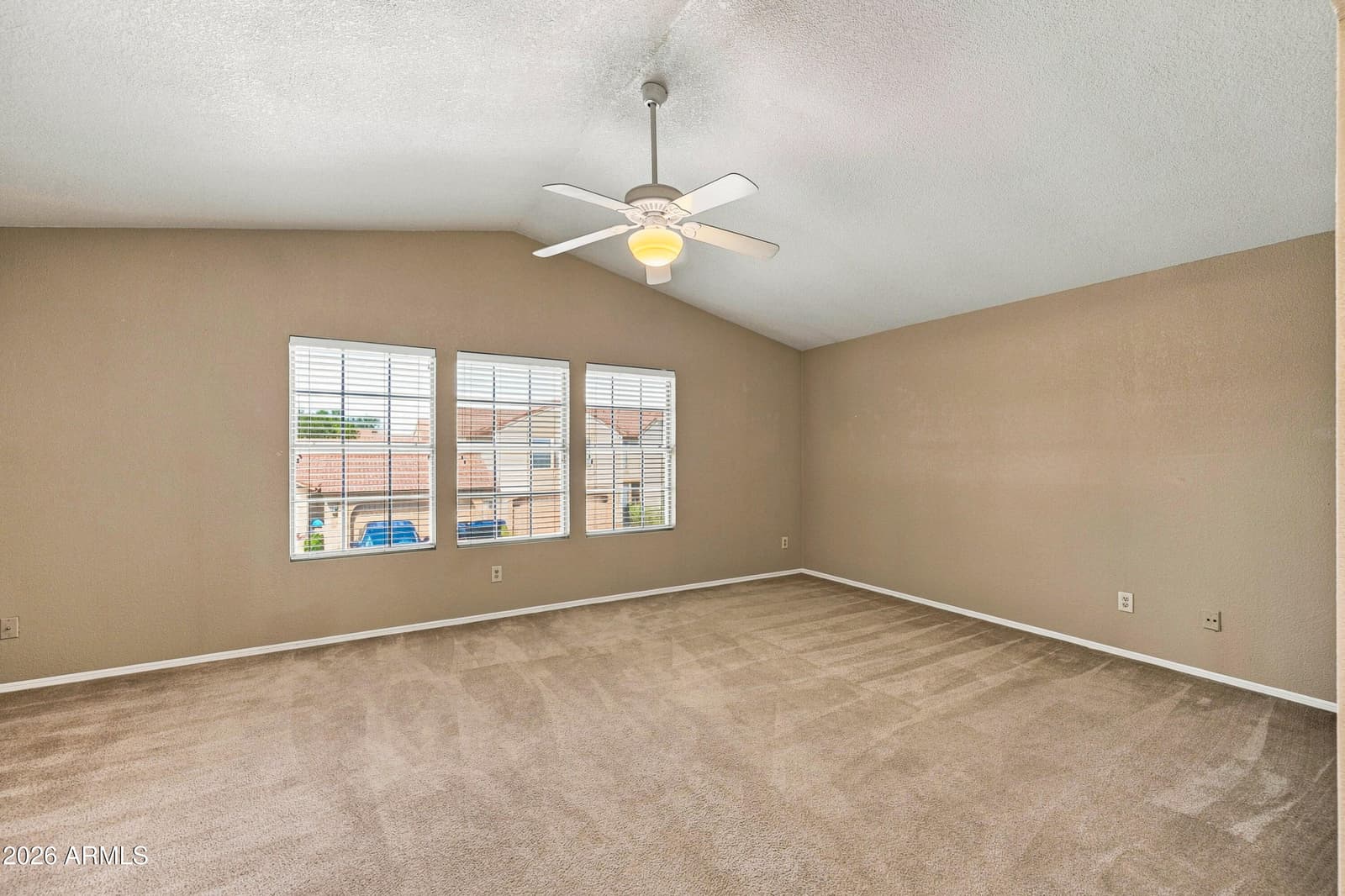 4207 E Jojoba Road, Phoenix, AZ 85044 — photo 4 of 39