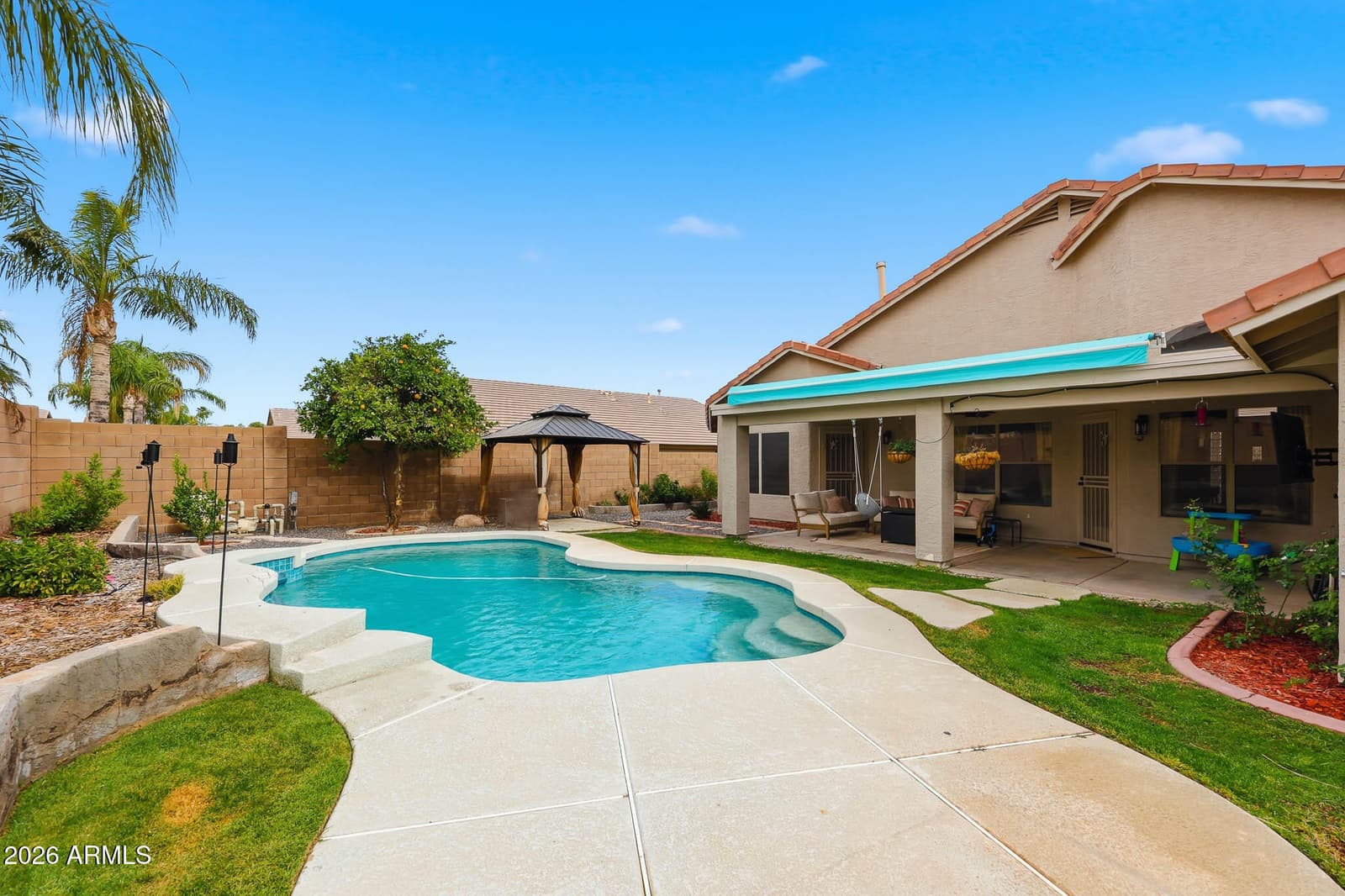 10414 W Daley Lane, Peoria, AZ 85383 — photo 31 of 34