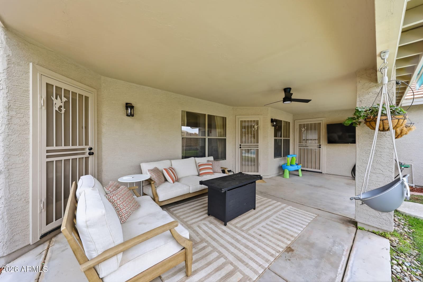 10414 W Daley Lane, Peoria, AZ 85383 — photo 14 of 34