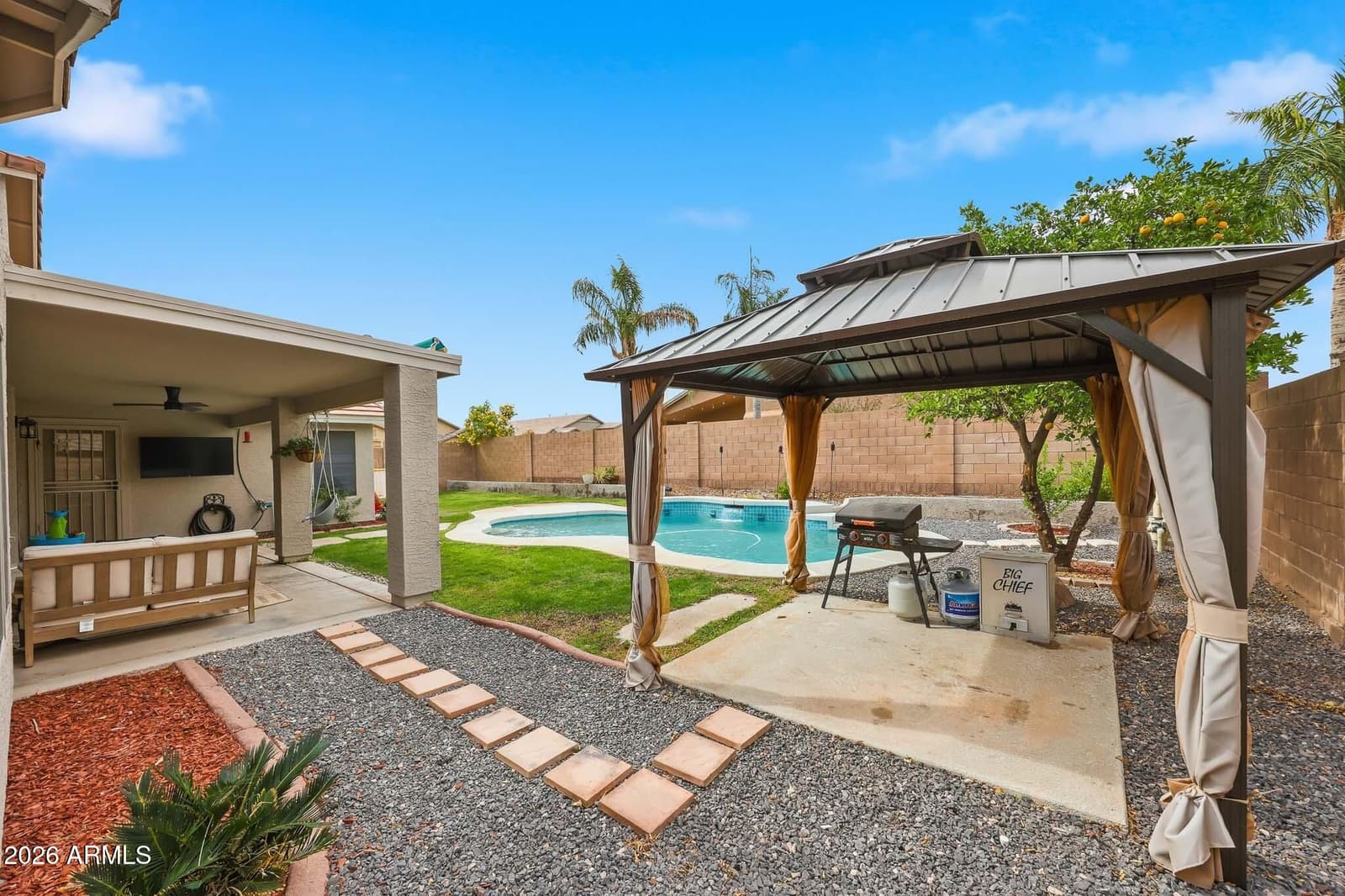 10414 W Daley Lane, Peoria, AZ 85383 — photo 28 of 34
