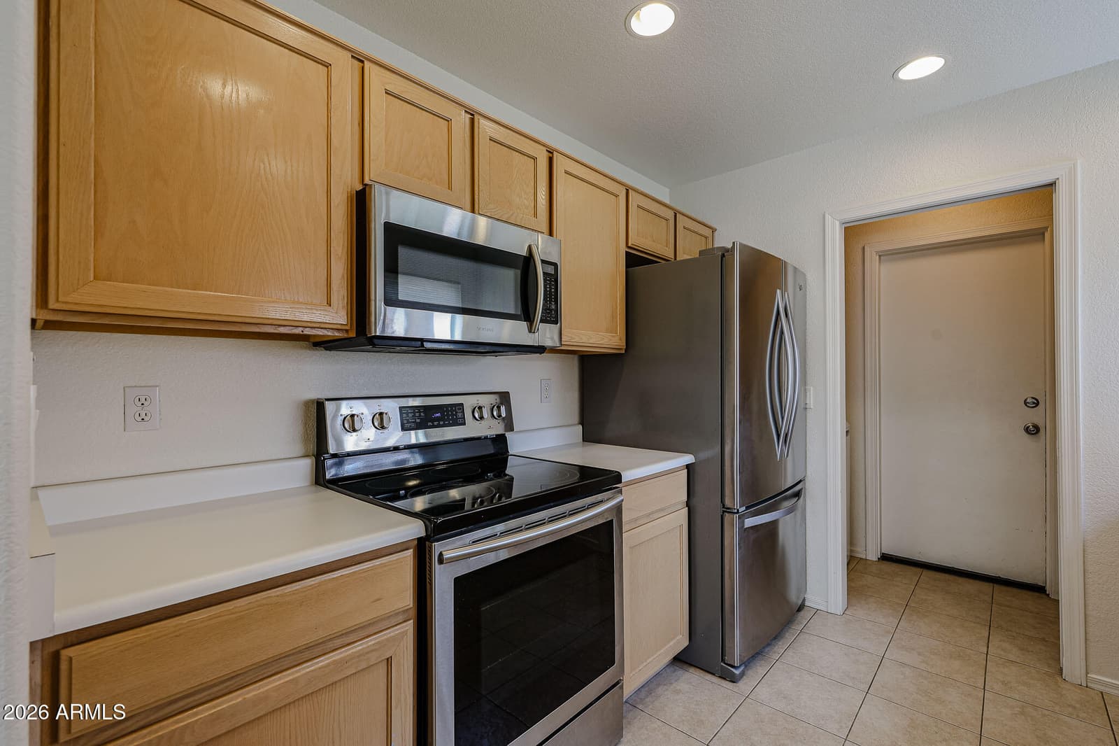 10389 W Burnett Road, Peoria, AZ 85382 — photo 11 of 29