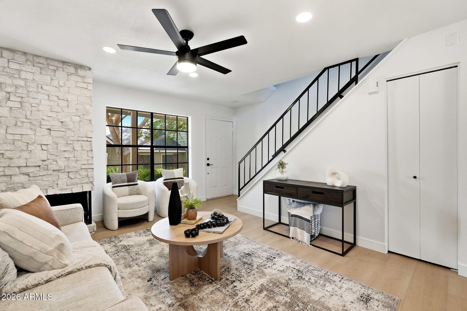 4841 E Kachina Trail 3, Phoenix, AZ 85044 — photo 4 of 23