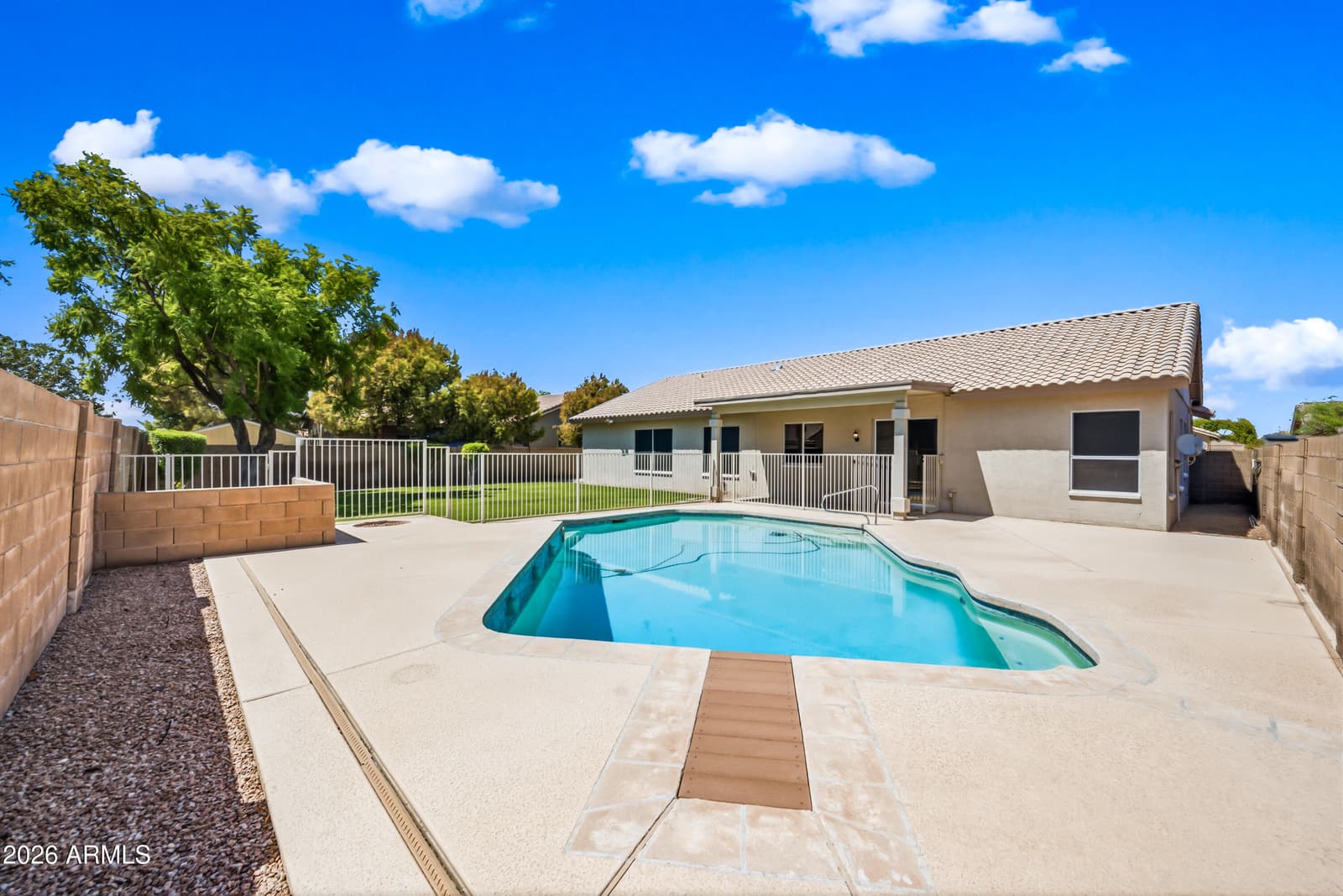 7751 W Maui Lane, Peoria, AZ 85381 — photo 28 of 30