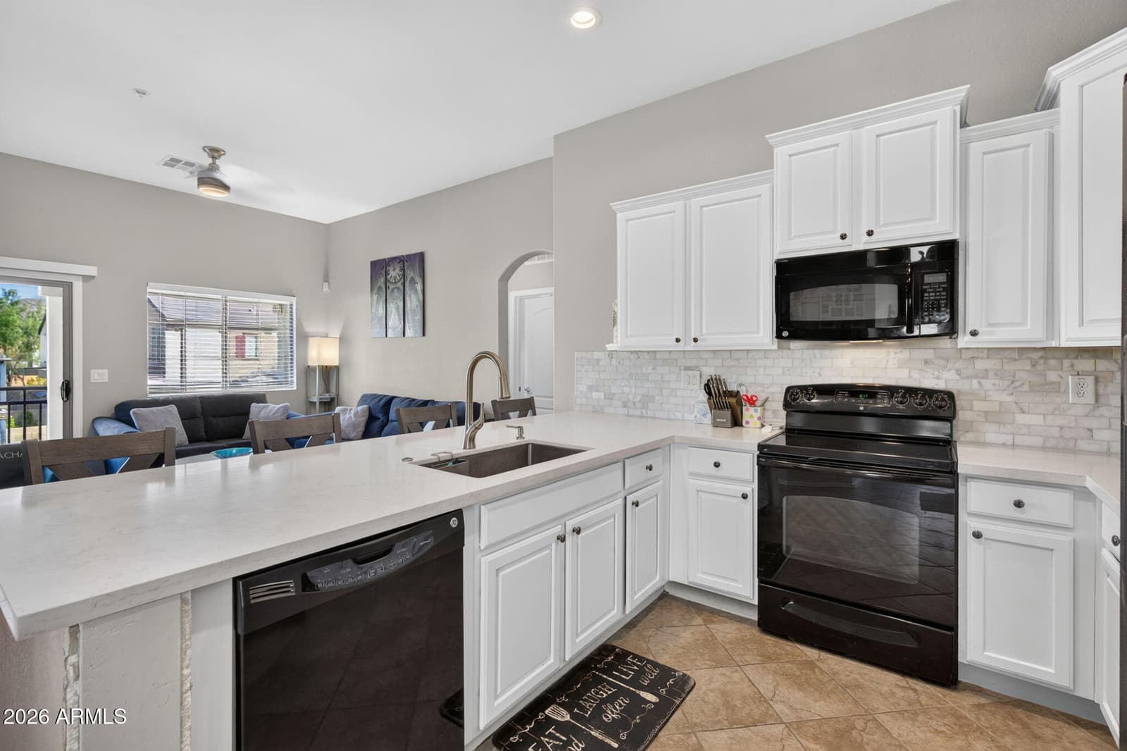 2725 E Mine Creek Road 2020, Phoenix, AZ 85024 — photo 4 of 29