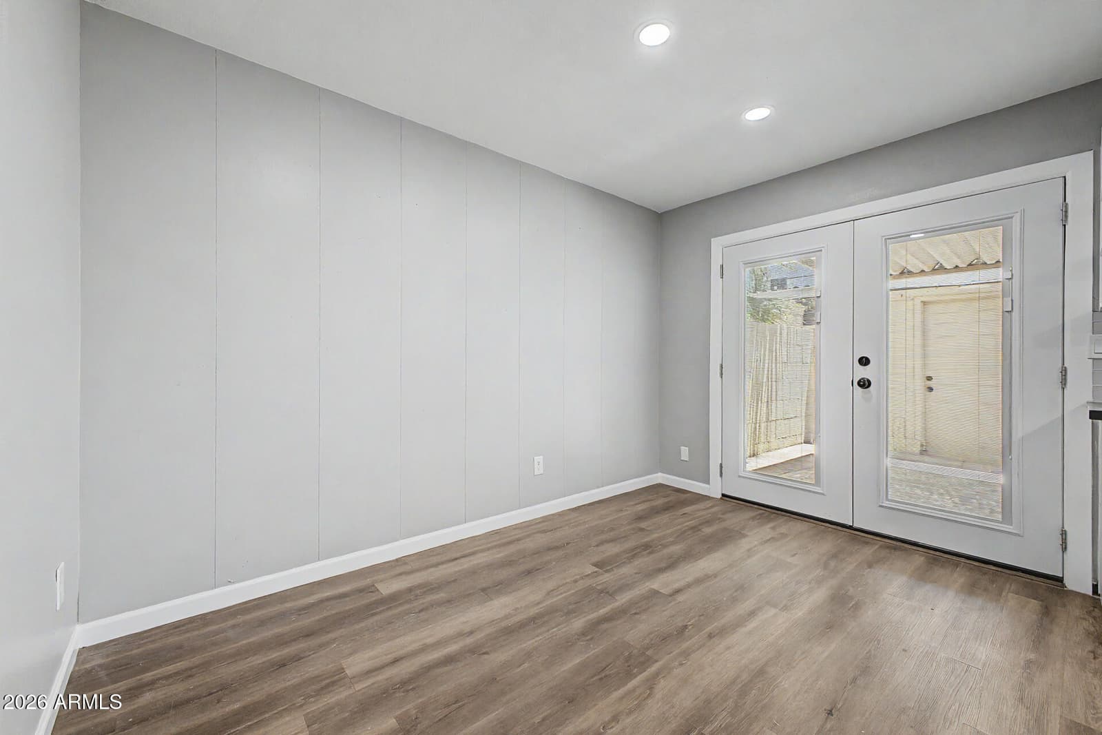 3847 S Mill Avenue, Tempe, AZ 85282 — photo 7 of 32