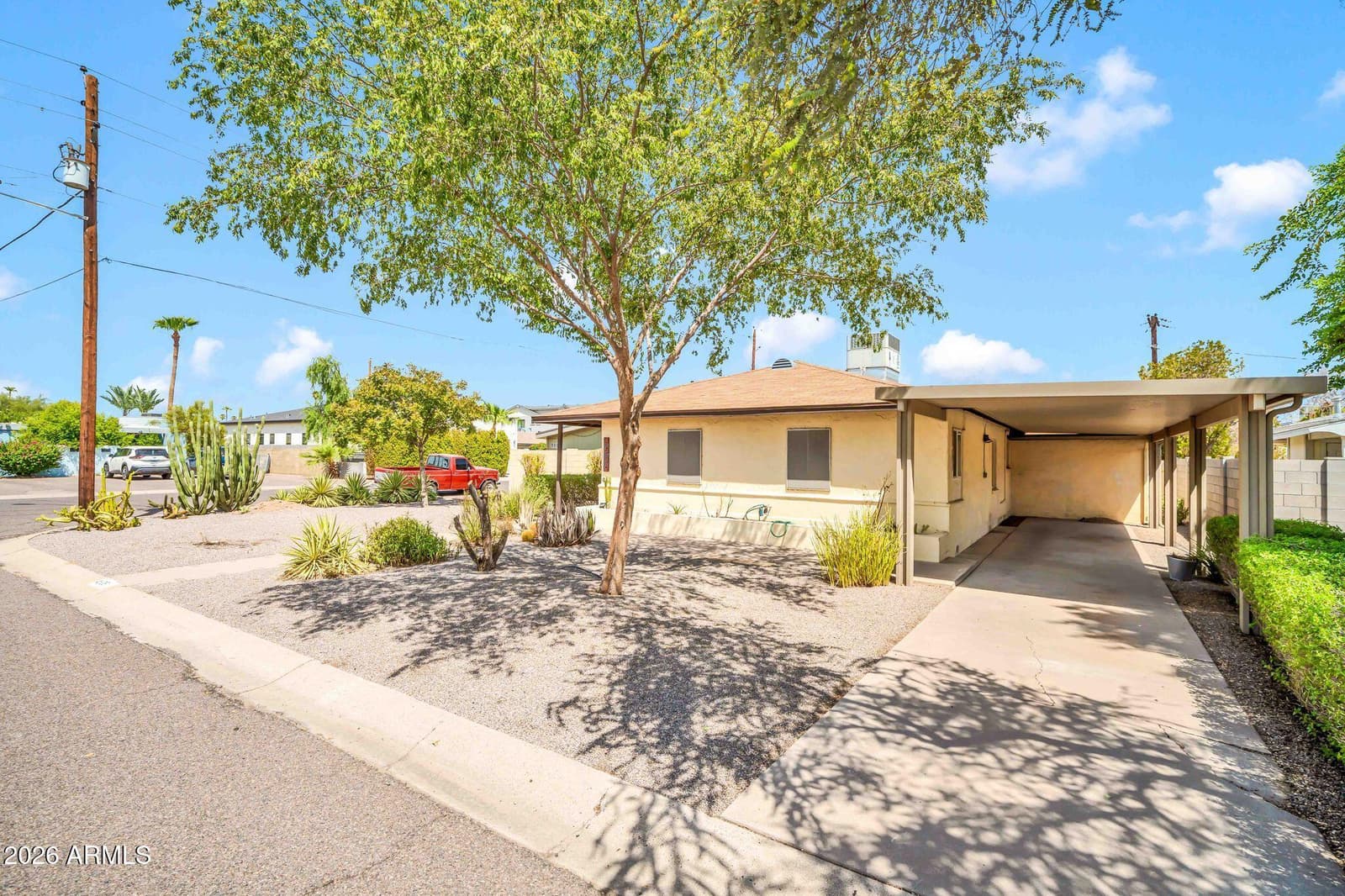 4539 N 10th Avenue, Phoenix, AZ 85013 — photo 4 of 47