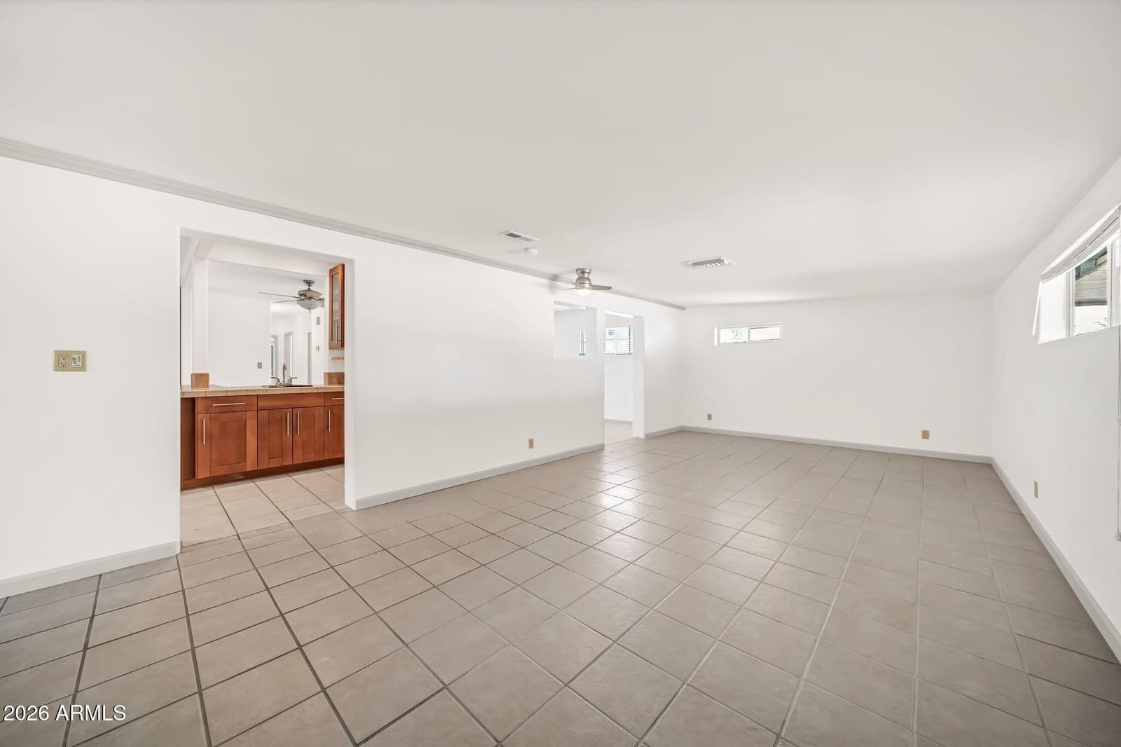 4539 N 10th Avenue, Phoenix, AZ 85013 — photo 11 of 47