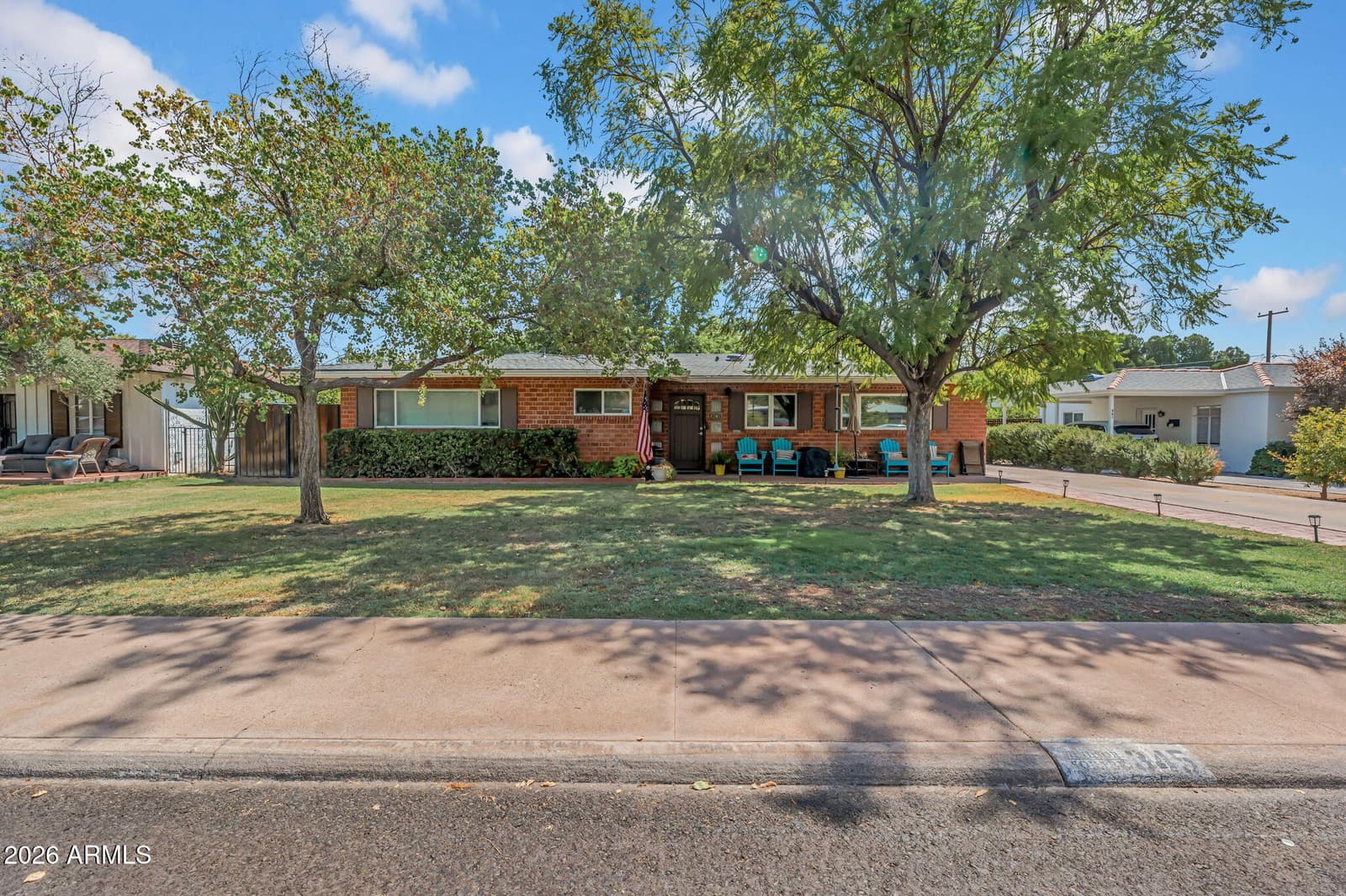 345 E Orange Drive, Phoenix, AZ 85012 — photo 1 of 37