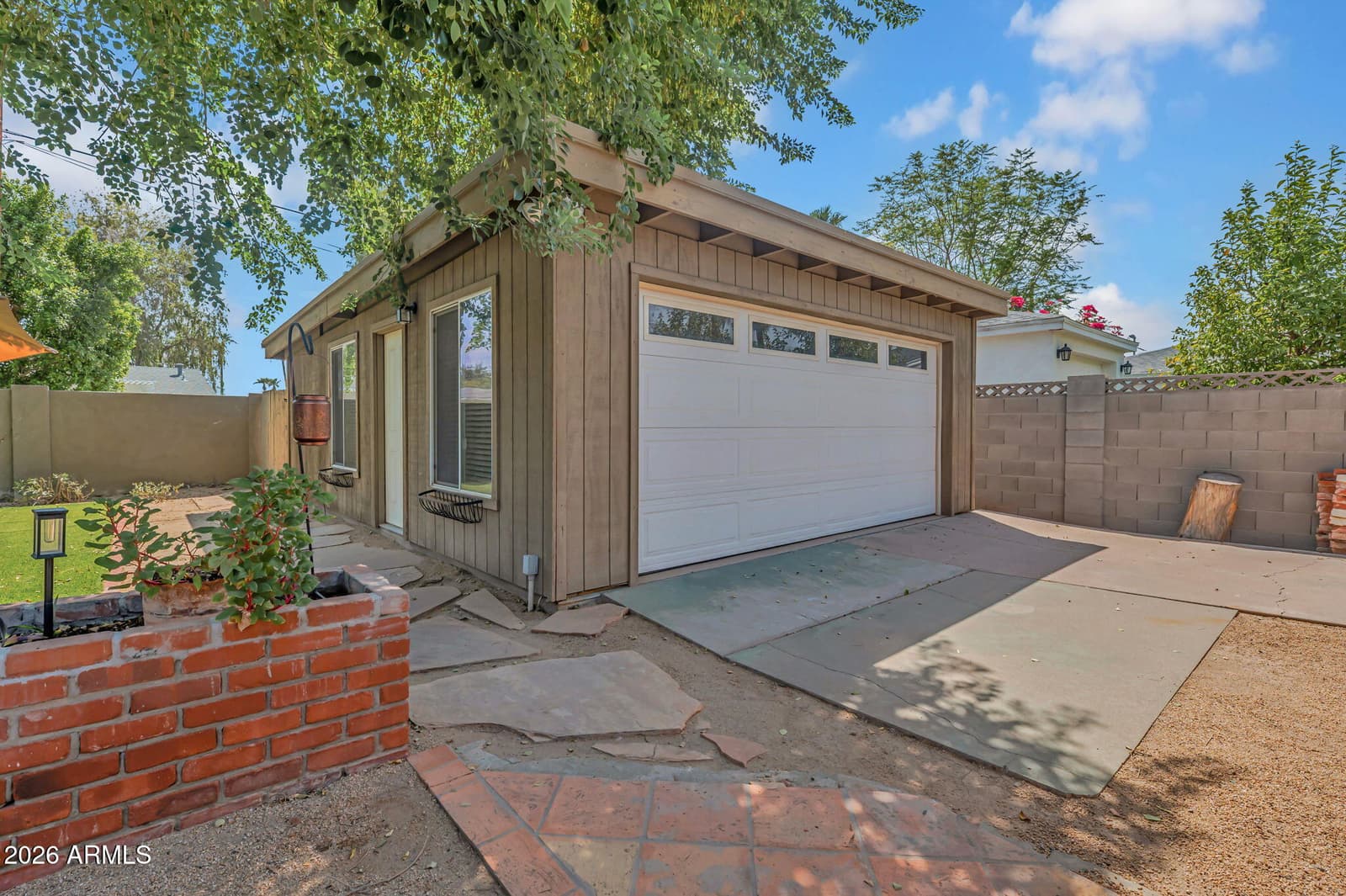 345 E Orange Drive, Phoenix, AZ 85012 — photo 30 of 37