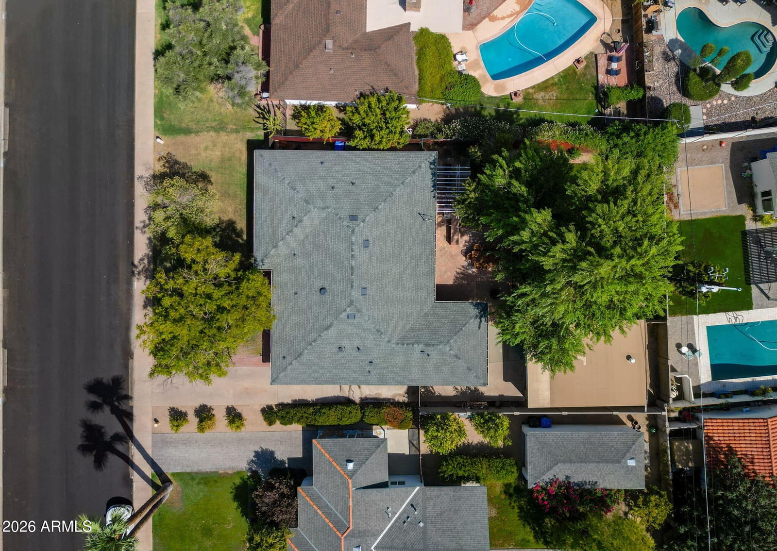 345 E Orange Drive, Phoenix, AZ 85012 — photo 35 of 37