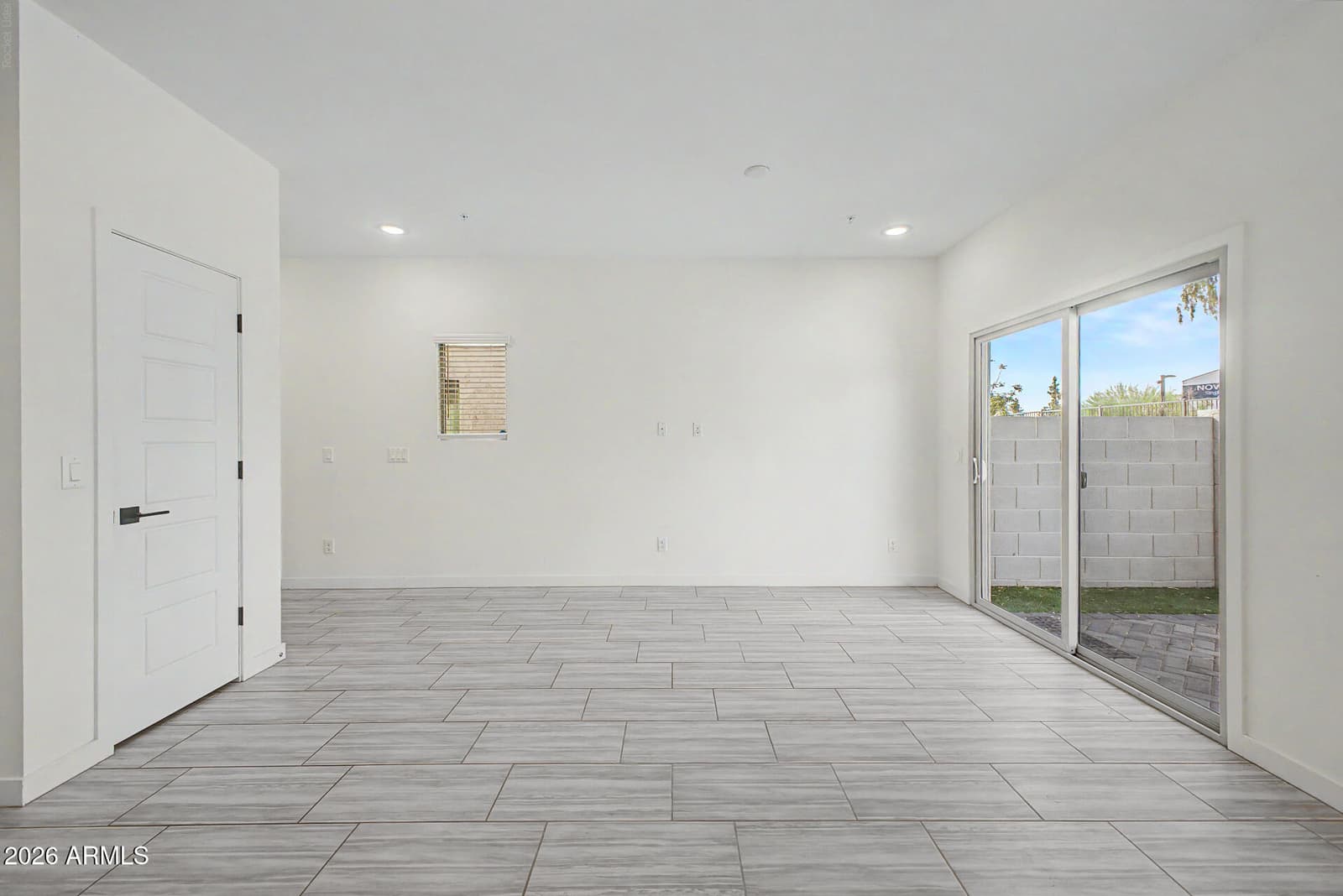 2280 W Harmont Drive, Phoenix, AZ 85021 — photo 4 of 24