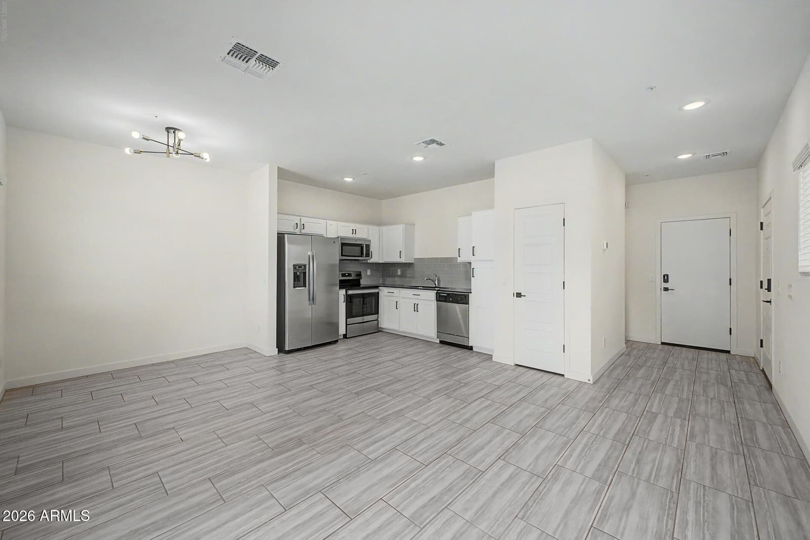 2280 W Harmont Drive, Phoenix, AZ 85021 — photo 5 of 24