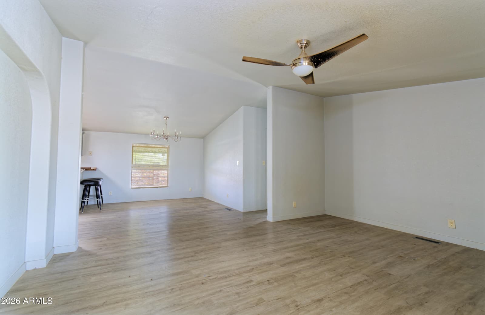 49594 Emerald Avenue, Quartzsite, AZ 85346 — photo 8 of 31