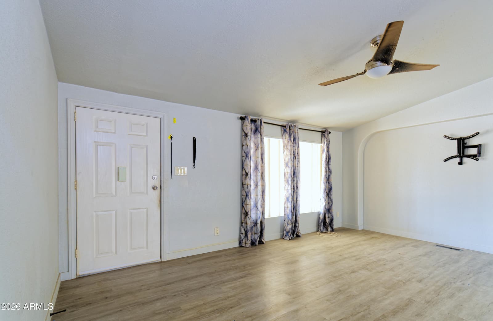 49594 Emerald Avenue, Quartzsite, AZ 85346 — photo 10 of 31