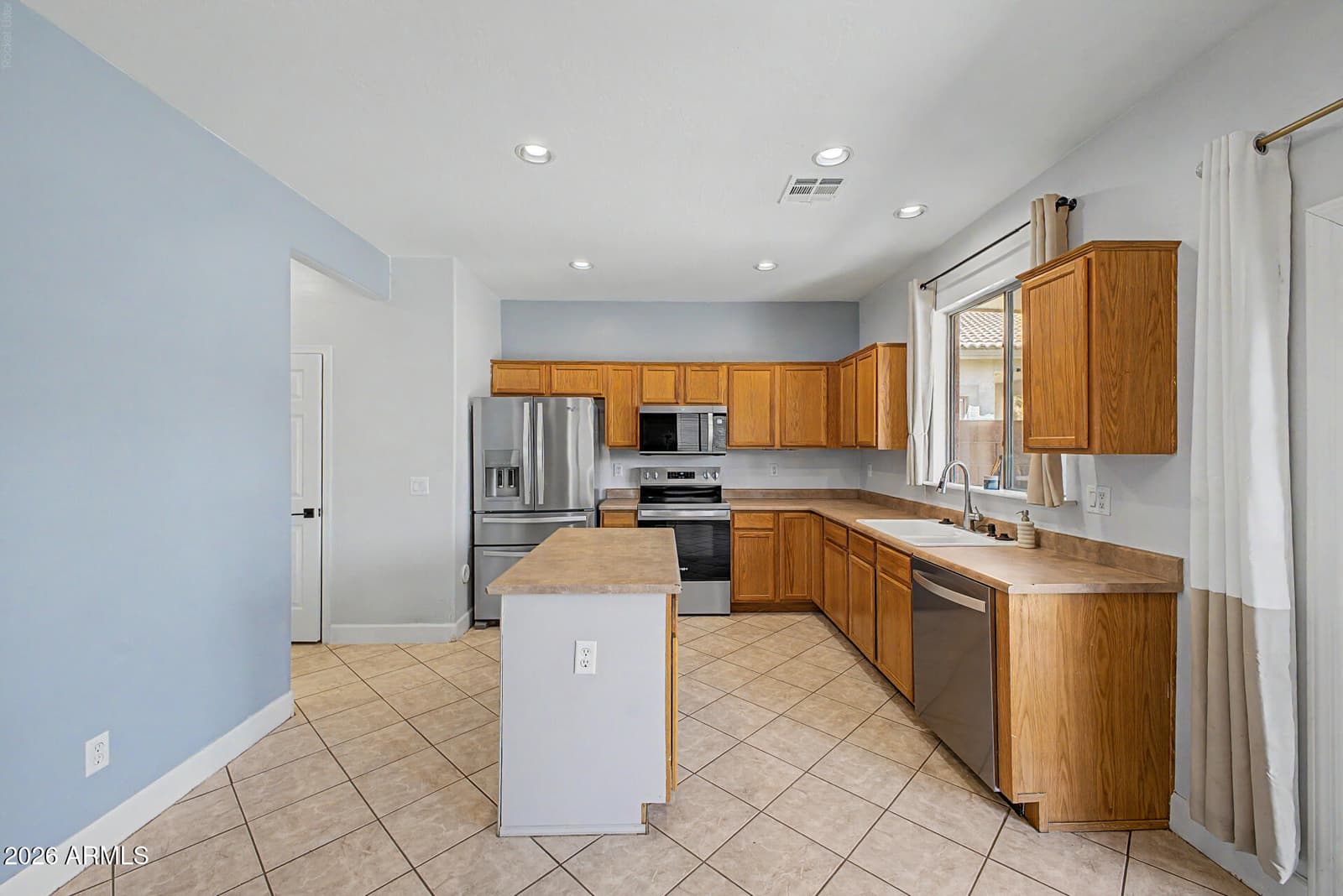 1129 S Amandes, Mesa, AZ 85208 — photo 19 of 65