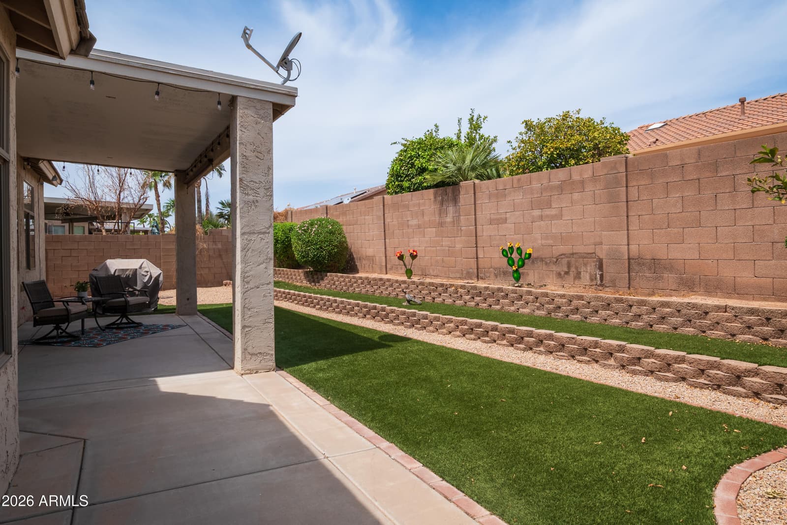 17950 W Camino Real Drive, Surprise, AZ 85374 — photo 7 of 32