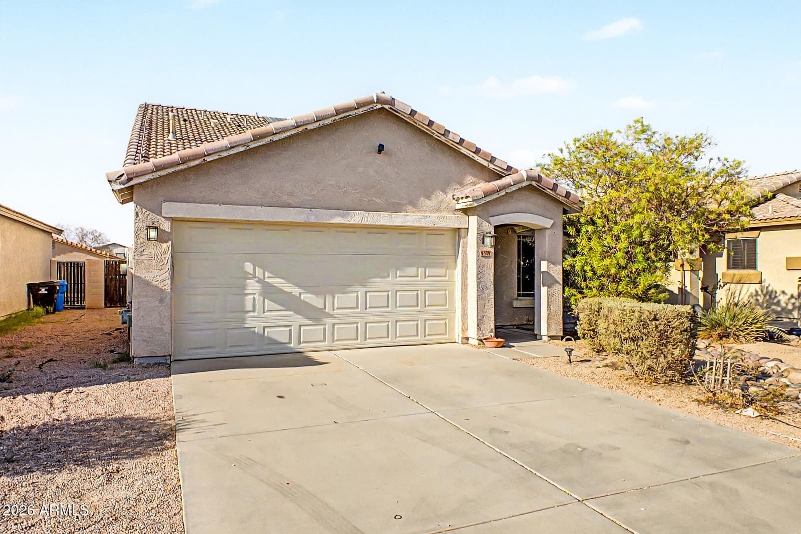 6518 W Riva Road, Phoenix, AZ 85043 — photo 4 of 35