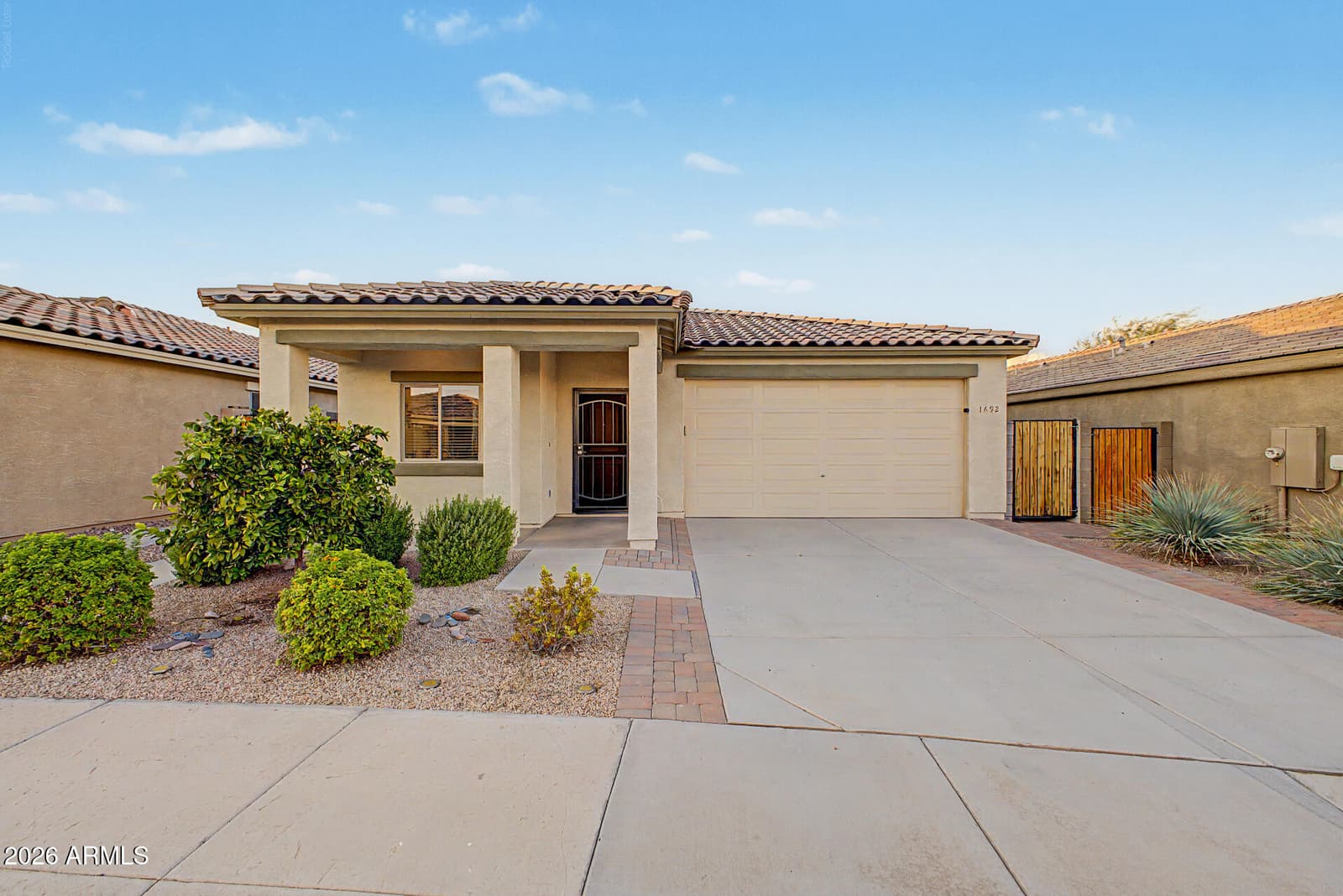 1692 E 16th Avenue, Apache Junction, AZ 85119 — photo 1 of 30
