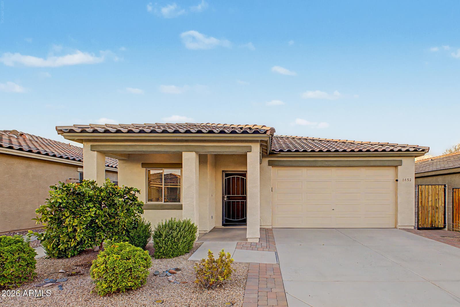 1692 E 16th Avenue, Apache Junction, AZ 85119 — photo 2 of 30