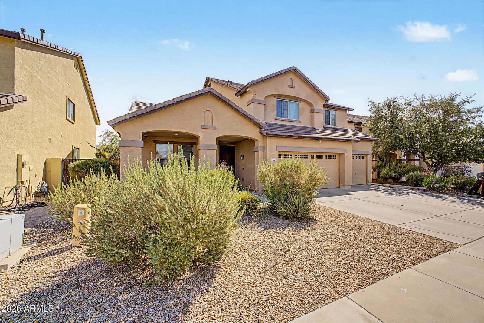 2141 W Ian Drive, Phoenix, AZ 85041 — photo 3 of 45